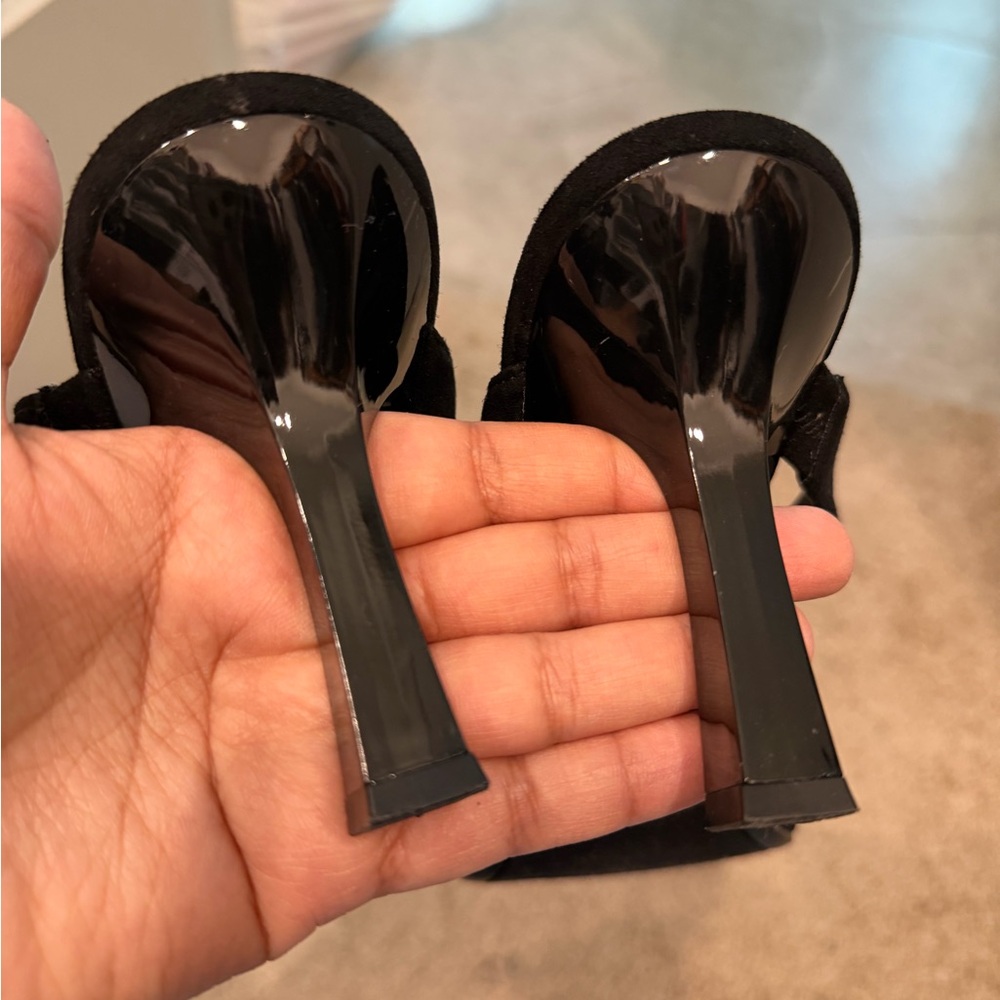 Marc Fisher Black Heeled Sandals - Picture 4 of 4